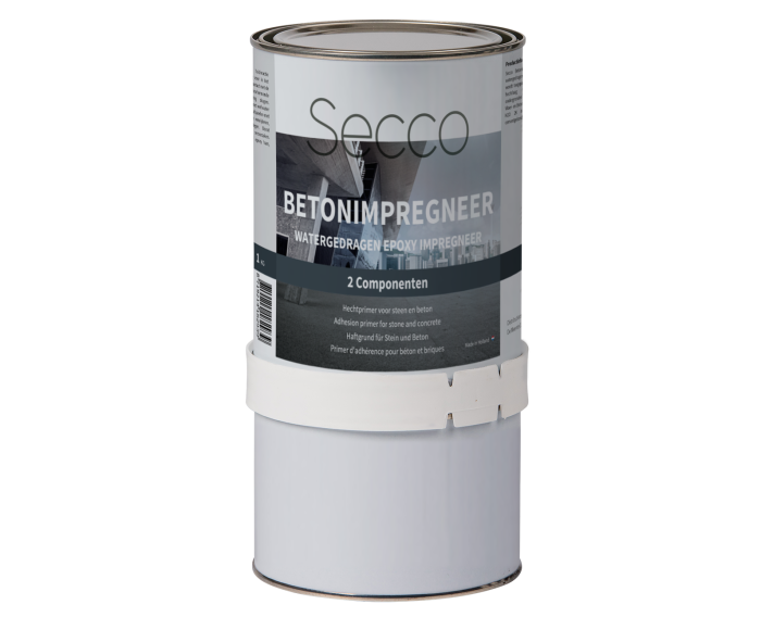 Secco Betonimpregneer H20 is een 2 componenten, watergedragen epoxy impregneer die je kunt gebruiken als primer onder nagenoeg alle epoxy vloercoatings. Hou je van de industriële en stoere uitstraling van beton en wil je het graag stofvrij en makkeli